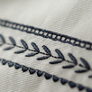 Fab the Home～Soiree ソワレ～ 繊細なフラワーモチーフの刺繍柄。シンプルな大人モダンの枕カバー44×86cm（43×63cm用）